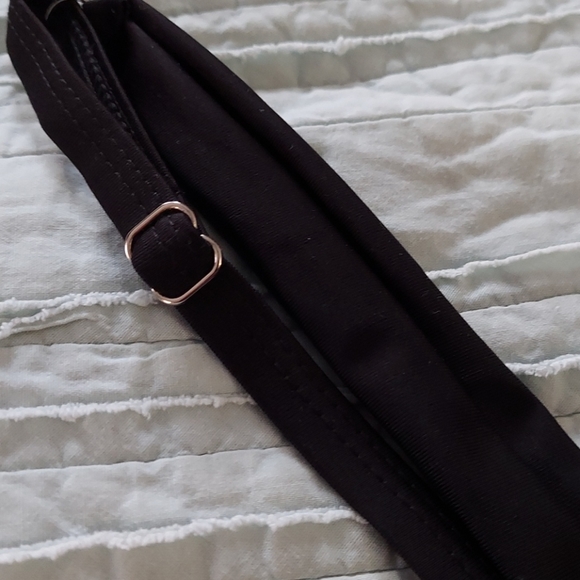 Gwell group black bikini top large - Picture 4 of 8